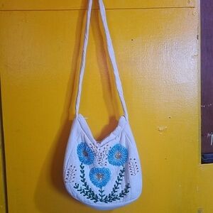 Beaded Cream Shoulder Bag